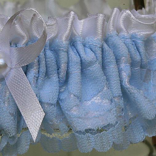 Bielo modrý svadobný podväzok