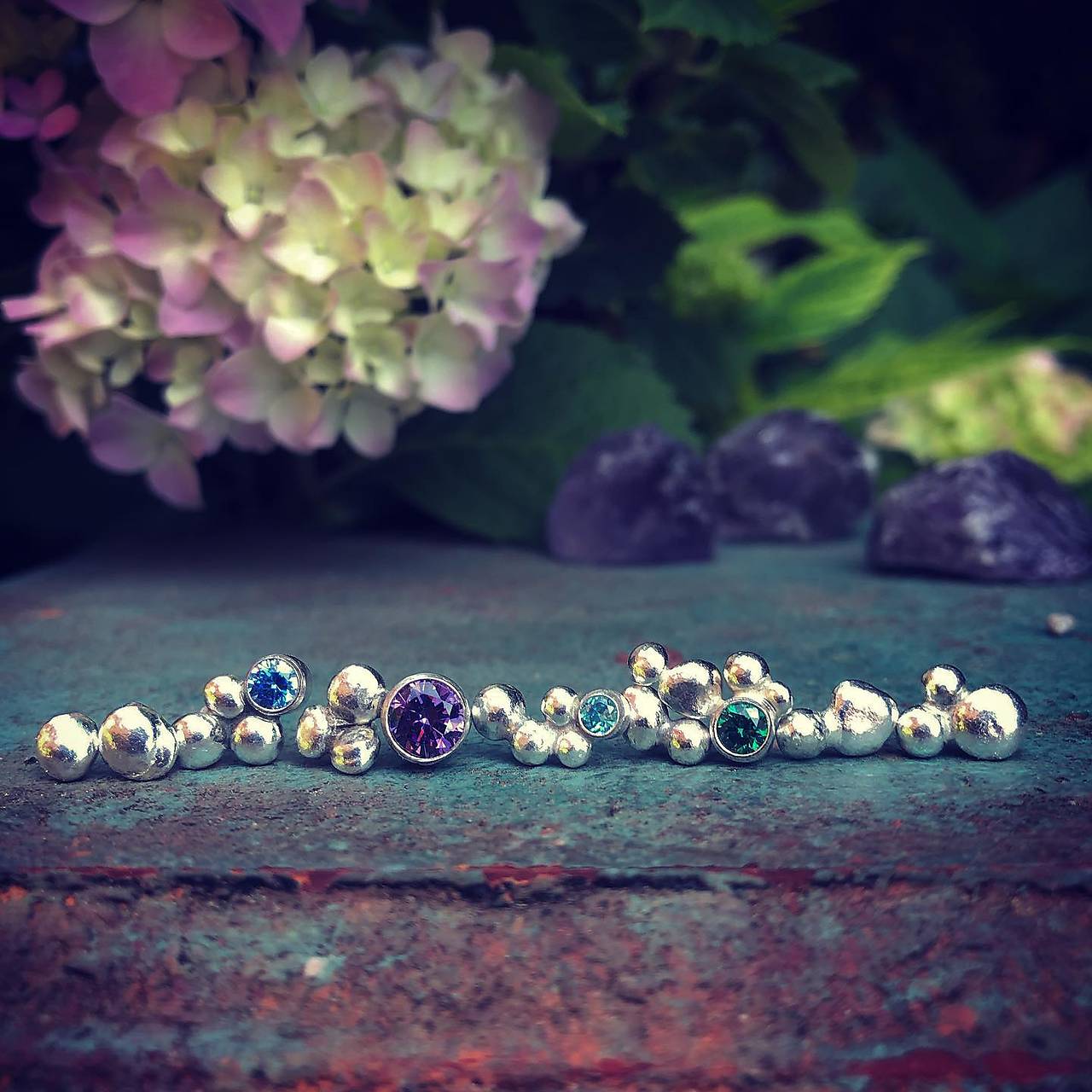 Strieborné náušnice Vášeň - kolekcia "kvapka rosy"