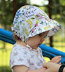 Detské čiapky - Letný detský čepiec letná lúka s nariaseným šiltom - 14644648_