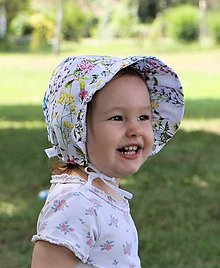 Detské čiapky - Letný detský čepiec letná lúka s nariaseným šiltom - 14644652_