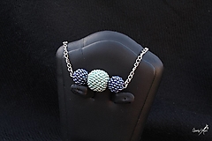 Náhrdelníky - náhrdelník z 3 obšívaných guličiek - 14652040_