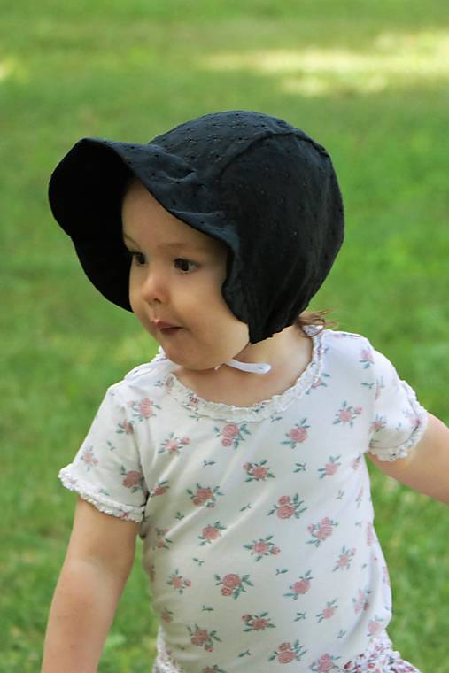 Letný detský čepček Tamara s riaseným šiltom