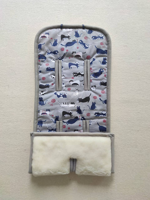 Detský textil - VLNIENKA podložka do kočíka Mutsy Igo 100% MERINO TOP SUPER WASH Natural Mačičky šedé  - 14656367_