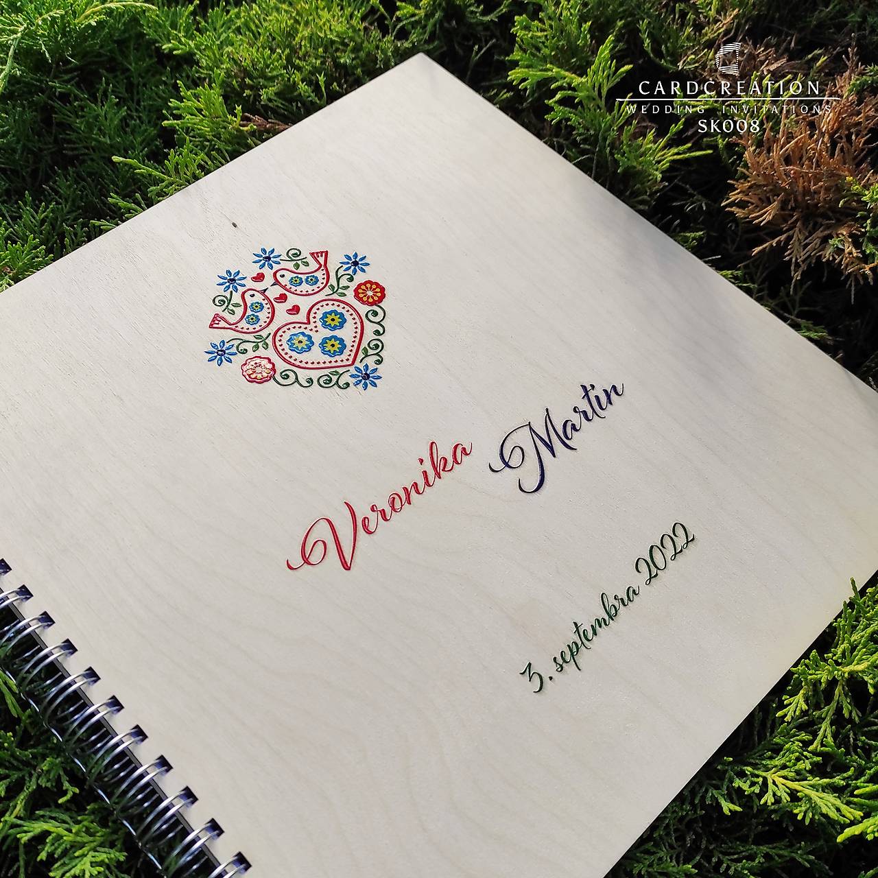 Svadobná kniha hostí - folklórny motív SK008 (Veľkosť 25x25cm)