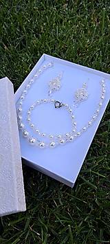 Sady šperkov - Biely set- náhrdelník, náramok a náušnice - 14667349_