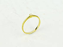 Prstene - 585/1000 zlatý zásnubný prsteň s prírodným diamantom 2mm - 14670292_