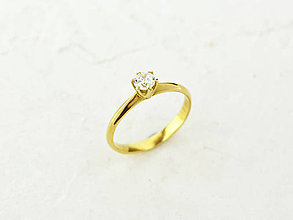 Prstene - 585/1000 zlatý zásnubný prsteň s prírodným diamantom - 14670180_