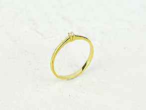 Prstene - 585/1000 zlatý zásnubný prsteň s prírodným diamantom 2mm - 14670291_