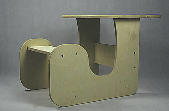 Hračky - Stôl s lavičkou (Lakovaný) - 14670926_