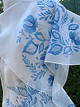 Šatky - Maľovaný hodvábny šál Blue Folk Flowers - 14690718_