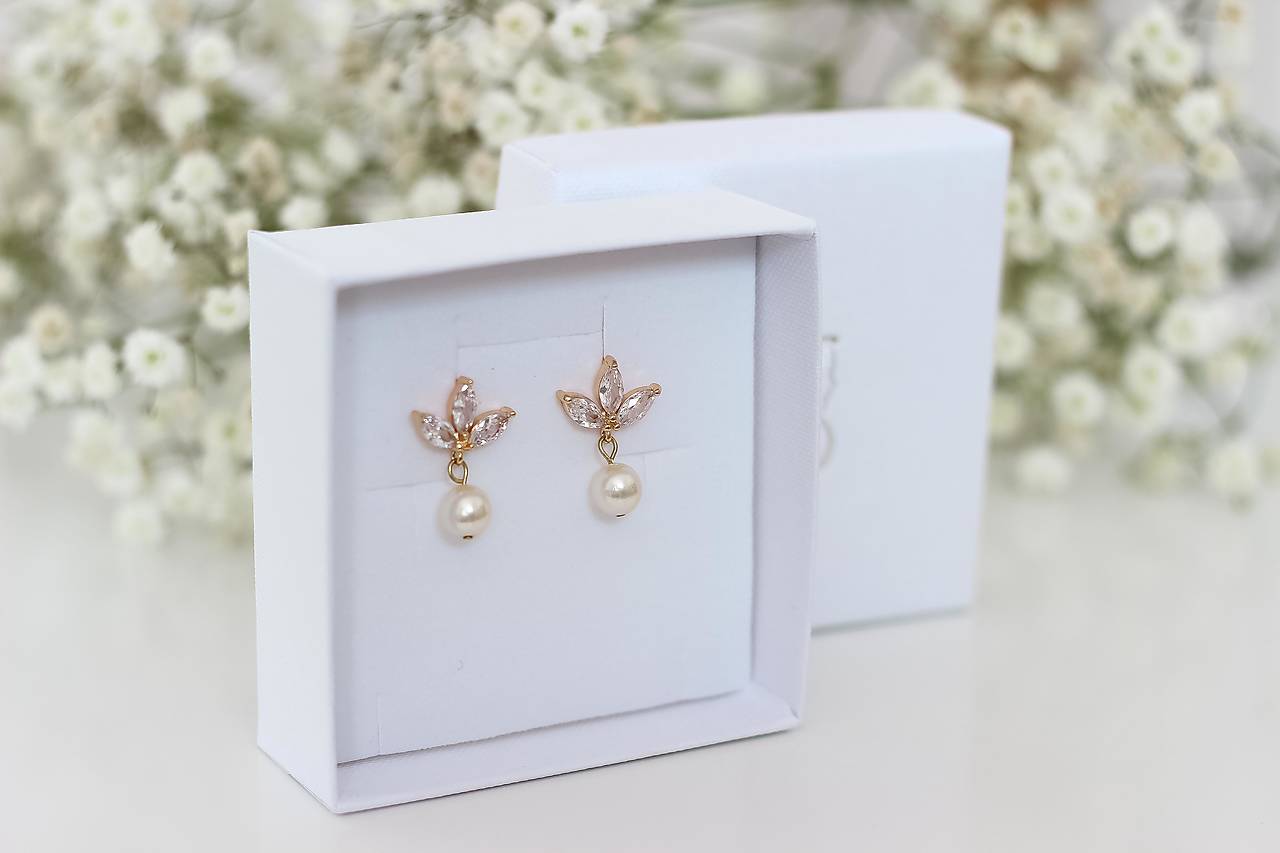 Svadobné perlové náušnice Valentína