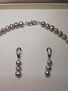 Sady šperkov - Sada - (náušnice, nahrdelník a náramok), sivé riečne perly&striebro - 14692268_