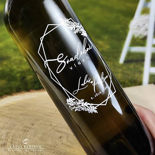 Transparetné etikety na svadobné víno