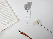 Papiernictvo - Papierová záložka do knihy s hodvábnou stuhou - Čítaj a snívaj - 14696717_