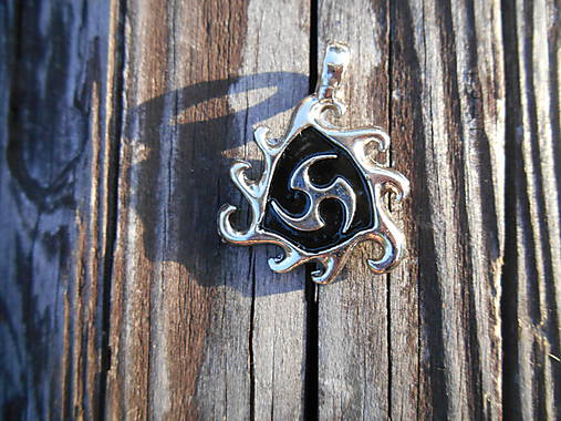 Náhrdelníky - amulety talizmany,výpredaj! (slnko-symbol) - 14704040_