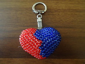 Kľúčenky - Háčkovaný prívesok na kľúče - srdce - 14705707_
