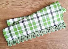 Úžitkový textil - Utierka s háčkovanou krajkou, zelené káro - 14704456_