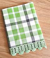 Úžitkový textil - Utierka s háčkovanou krajkou, zelené káro - 14704459_