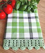 Úžitkový textil - Utierka s háčkovanou krajkou, zelené káro - 14704461_