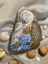Dekorácie - Maľovaná morská panna na kameni - 14711458_