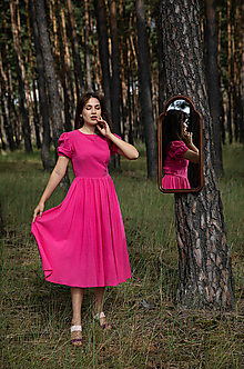 Šaty - Krepové bavlnené sladko-ružové šaty s riasenou sukňou - 14709365_