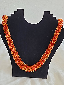 Náhrdelníky - náhrdelník húsenica oranžový - 14716244_