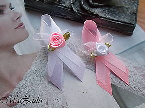 Svadobné pierka - svadobné pierko s ružičkou - 14719679_
