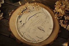 Dekorácie - Tanier / podnos - ABSTRAKT (marble so zlatistým zdobením) - 14721411_