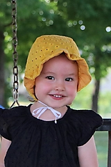 Detské čiapky - Letný detský čepček Sára žltý s riaseným šiltom - 14726762_