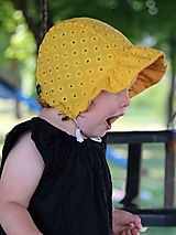 Detské čiapky - Letný detský čepček Sára žltý s riaseným šiltom - 14726764_