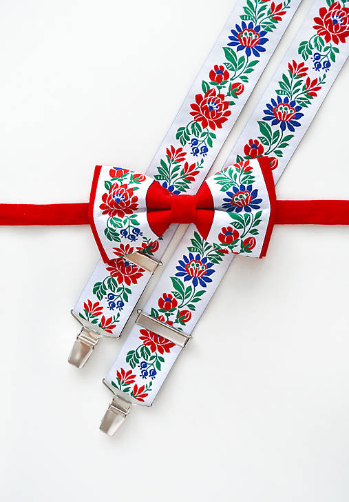 Pánske doplnky - Folklórny pánsky červený motýlik a traky - folkový  (detský set bez vreckovky (napíšte vek dieťaťa)) - 14725858_