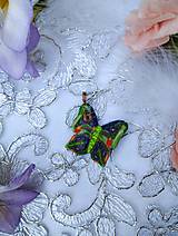 Náhrdelníky - Prívesok motýľ zelený 38 - 14728734_