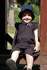 Detské čiapky - Letný detský čepček Sára navy s riaseným šiltom - 14731519_