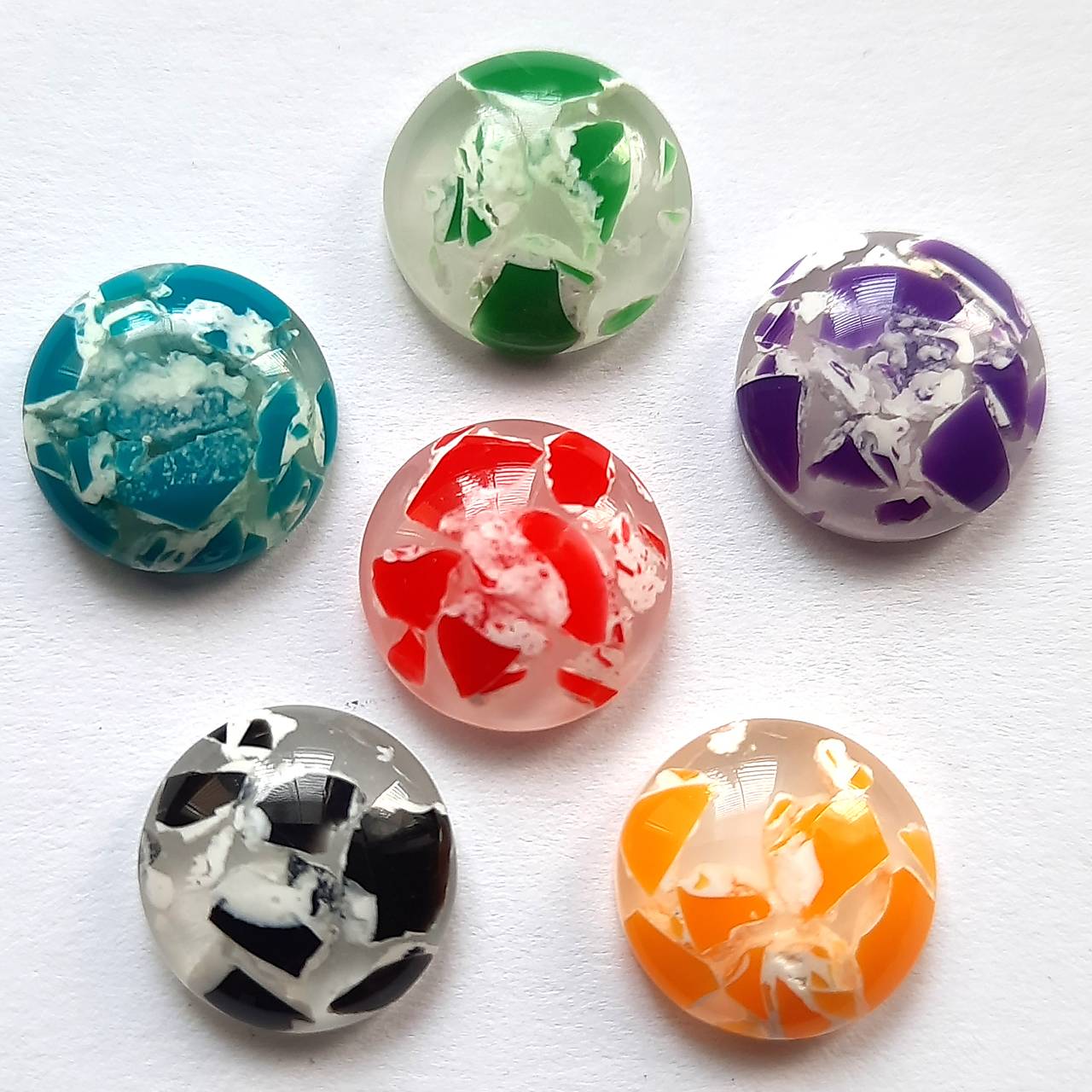 Kabošon 12mm-živica MRAMOR-1ks