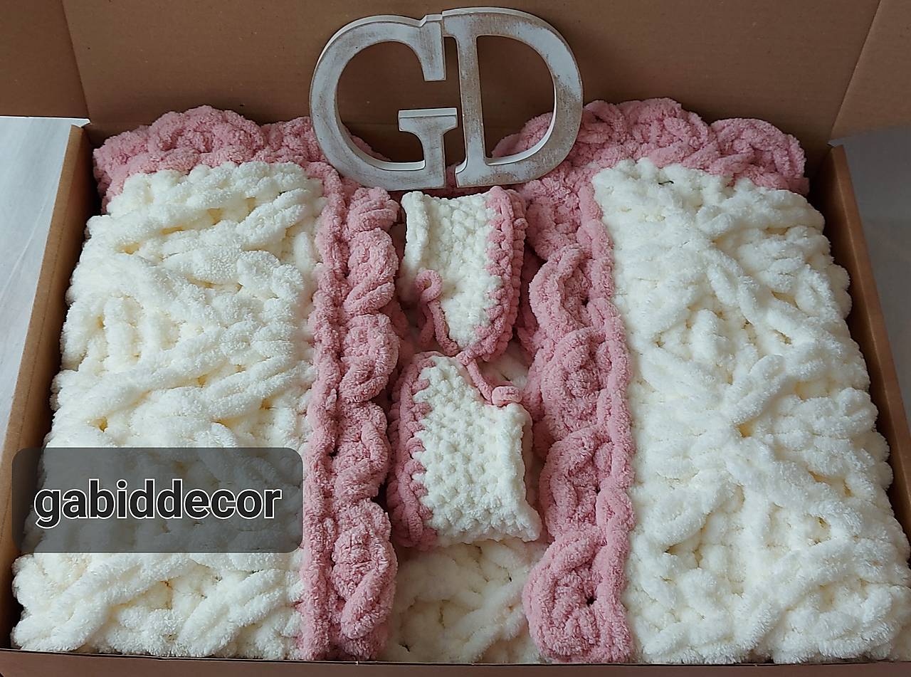 Novorodenecká súprava deka a papučky z vlny puffy/puffy fine, mojkáčik (Súprava dievčenská, smotanová/púdrová ružová (zvýhodnená cena deka a papučky))