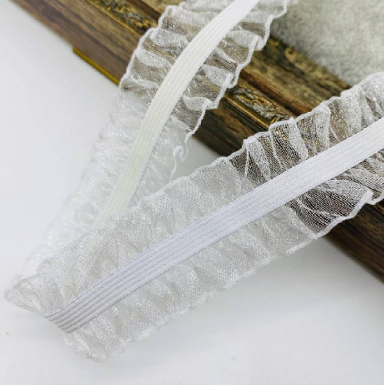 C118 Čipka elastická 100% polyester 2,5 cm / cena za 1 cm