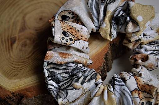 Ozdoby do vlasov - Bavlnená scrunchie gumička AFRIKA - 14744908_