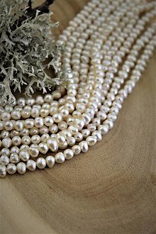 Minerály - perly 4-5mm (pravá perla), A kvalita - 14756961_