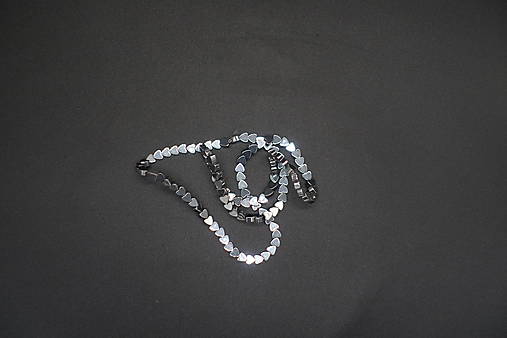 Minerály - Hematit srdiečko 4x4 - 14756475_