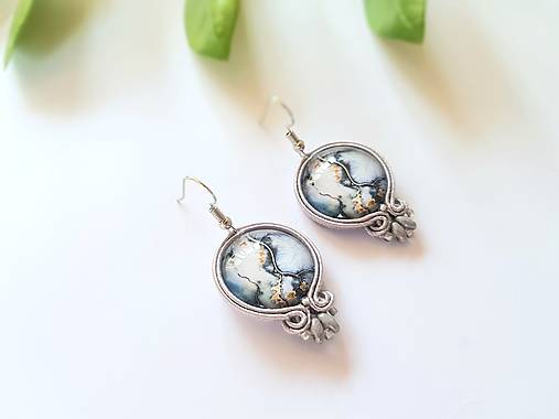 Náušnice - Zaujímavé lienky - soutache earring - ručne šité šujtášové náušnice (Šedá) - 14758598_