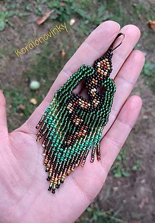 Náušnice - Originálne Hadie korálkové náušnice- ručné šitie (Zelená) - 14757746_