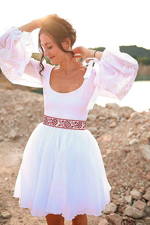 biele šifónové šaty Očovianka