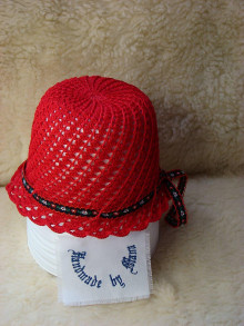 Detské čiapky - Háčkovaný klobúčik červený - 14767214_