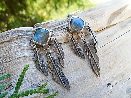 Strieborné náušnice Ag925 Labradorit Pierka 