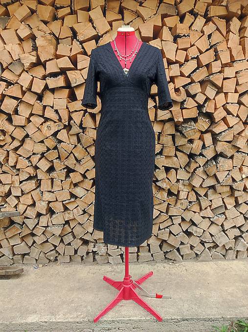 Letné madeirové maxi šaty (rôzne farby) (Čierna 1)