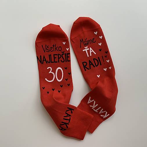 Maľované ponožky s nápisom: "Všetko najlepšie (”  s menom (červené))