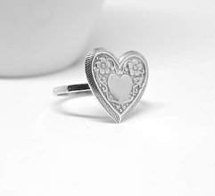 Prstene - Romantický strieborný prsteň - 14776303_