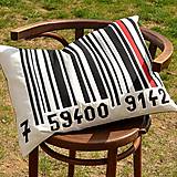 Úžitkový textil - Patchworkový polštář – čárový kód - 14783352_