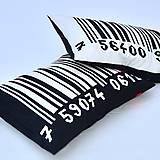 Úžitkový textil - Patchworkový polštář – čárový kód - 14783365_