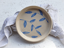 Nádoby - Keramický tanierik s okrajom - kolekcia Modré listy - 14785334_
